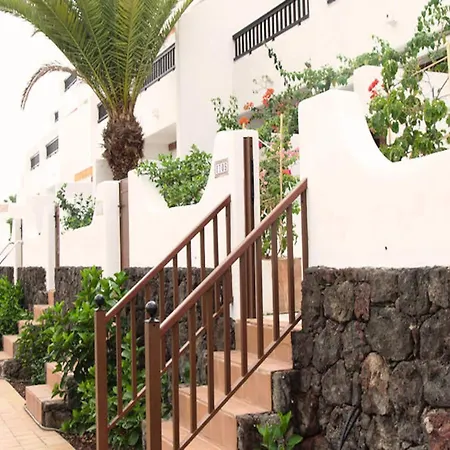 2 Min Walk To Beach - Private Solarium Bungalow Apartment Playa de las Américas