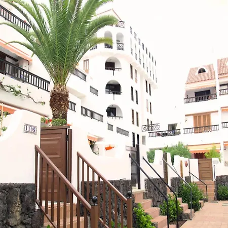 2 Min Walk To Beach - Private Solarium Bungalow * Playa de las Américas