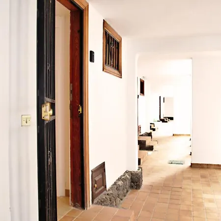 2 Min Walk To Beach - Private Solarium Bungalow Apartment Playa de las Américas
